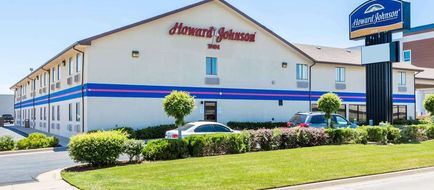 Howard Johnson Inn Wichita Airport Exterior