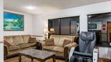 Howard Johnson Inn Wichita Airport Lobby