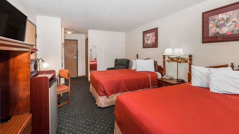 <b>Howard Johnson Inn Wichita Airport Room</b>. Images powered by <a href="https://iceportal.shijigroup.com/" title="IcePortal" target="_blank">IcePortal</a>.