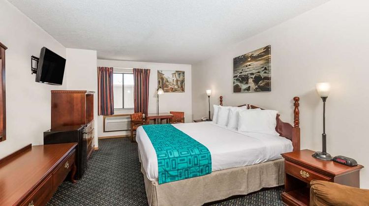 Howard Johnson Inn Wichita Airport Room