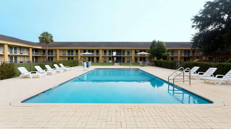 <b>Days Inn Crystal River Pool</b>. Images powered by <a href="https://iceportal.shijigroup.com/" title="IcePortal" target="_blank">IcePortal</a>.
