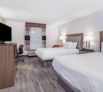 Ramada Hendersonville Room
