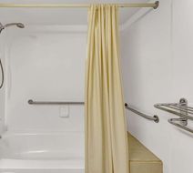 Ramada Limited Baltimore West Room