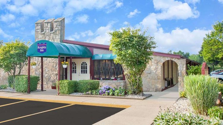 Knights Inn Battle Creek Exterior
