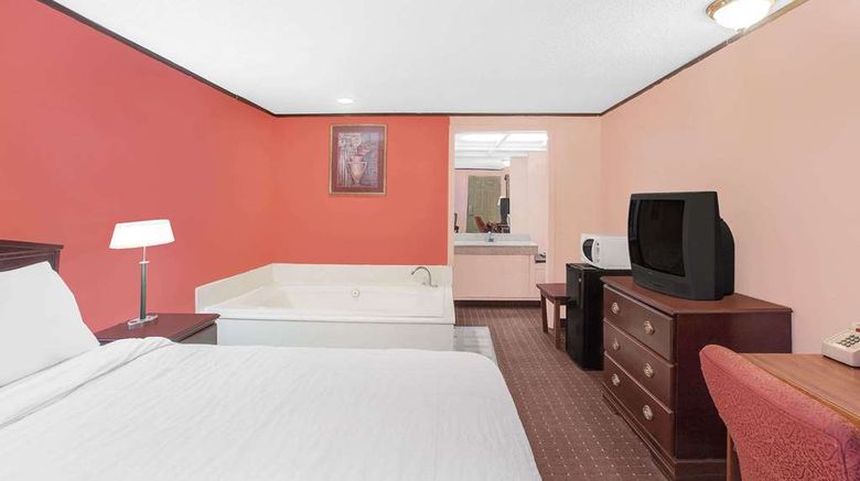 <b>Knights Inn Battle Creek Suite</b>. Images powered by <a href="https://iceportal.shijigroup.com/" title="IcePortal" target="_blank">IcePortal</a>.