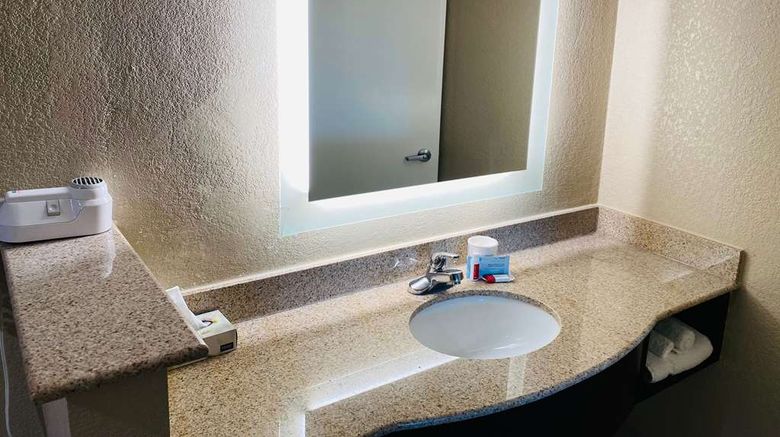 <b>Super 8 Danville Room</b>. Images powered by <a href="https://iceportal.shijigroup.com/" title="IcePortal" target="_blank">IcePortal</a>.