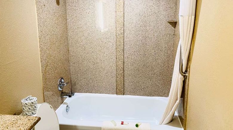 <b>Super 8 Danville Room</b>. Images powered by <a href="https://iceportal.shijigroup.com/" title="IcePortal" target="_blank">IcePortal</a>.