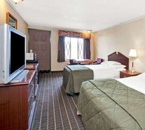 Knights Inn Madison Heights Room