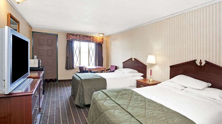 <b>Knights Inn Madison Heights Room</b>. Images powered by <a href="https://iceportal.shijigroup.com/" title="IcePortal" target="_blank">IcePortal</a>.