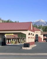 Super 8 Conference Center NAU/Downtown