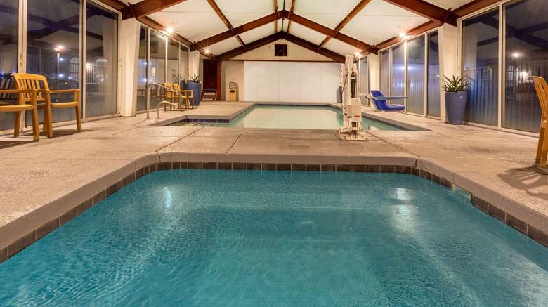 <b>Super 8 Conference Center NAU/Downtown Pool</b>. Images powered by <a href="https://iceportal.shijigroup.com/" title="IcePortal" target="_blank">IcePortal</a>.