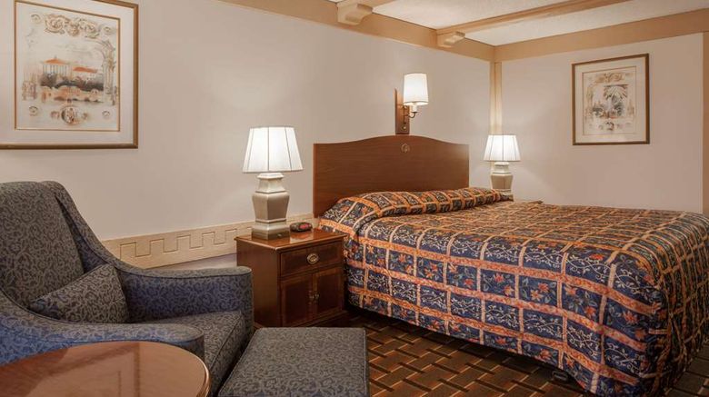 <b>Knights Inn Greensburg Room</b>. Images powered by <a href="https://iceportal.shijigroup.com/" title="IcePortal" target="_blank">IcePortal</a>.