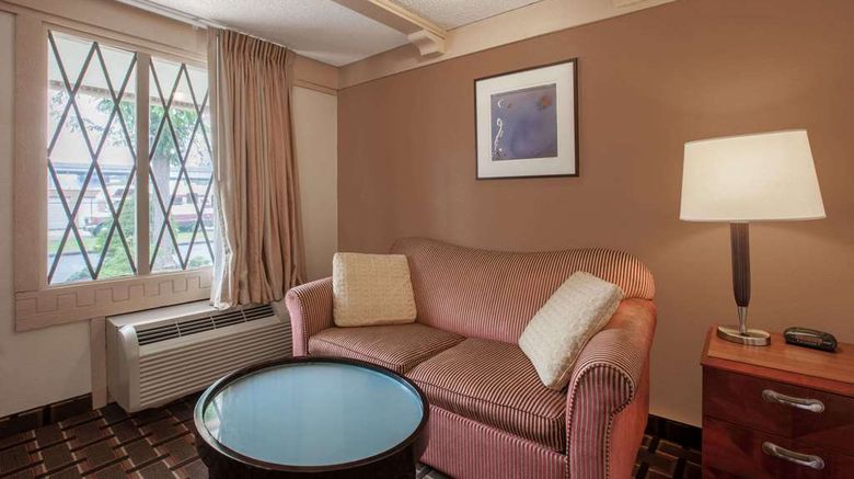<b>Knights Inn Greensburg Room</b>. Images powered by <a href="https://iceportal.shijigroup.com/" title="IcePortal" target="_blank">IcePortal</a>.