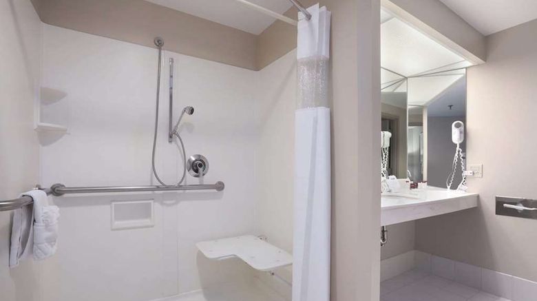 <b>41 Lakefront Hotel, Trademark Collection Room</b>. Images powered by <a href="https://iceportal.shijigroup.com/" title="IcePortal" target="_blank">IcePortal</a>.