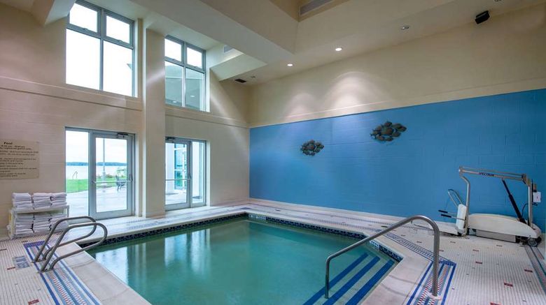 <b>41 Lakefront Hotel, Trademark Collection Pool</b>. Images powered by <a href="https://iceportal.shijigroup.com/" title="IcePortal" target="_blank">IcePortal</a>.