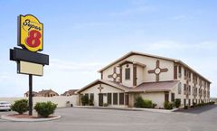 Super 8 Carlsbad