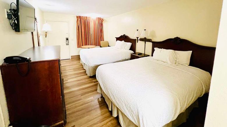 <b>Knights Inn Point South Yemassee Room</b>. Images powered by <a href="https://iceportal.shijigroup.com/" title="IcePortal" target="_blank">IcePortal</a>.