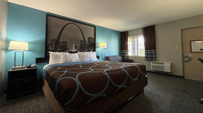 <b>Super 8 Belleville St. Louis Area Room</b>. Images powered by <a href="https://iceportal.shijigroup.com/" title="IcePortal" target="_blank">IcePortal</a>.