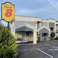 Super 8 Belleville St. Louis Area