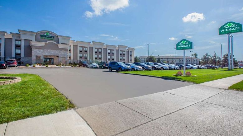 <b>Wingate by Wyndham Detroit Metro Airport Exterior</b>. Images powered by <a href="https://iceportal.shijigroup.com/" title="IcePortal" target="_blank">IcePortal</a>.