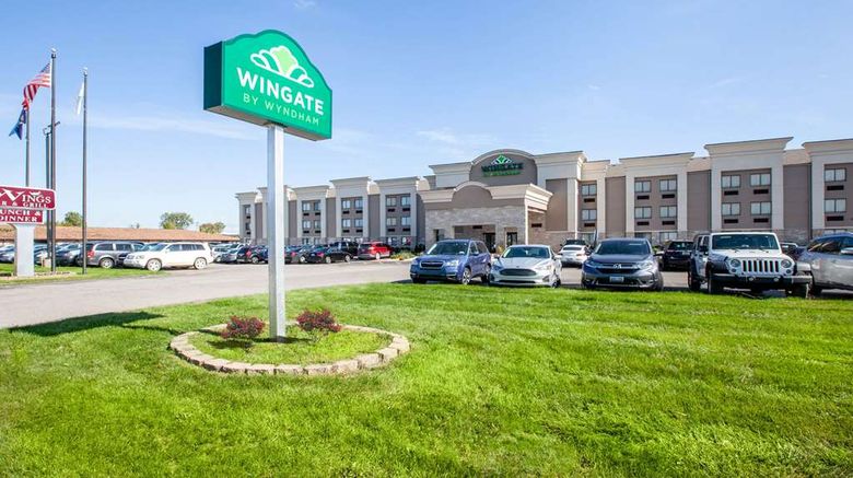 <b>Wingate by Wyndham Detroit Metro Airport Exterior</b>. Images powered by <a href="https://iceportal.shijigroup.com/" title="IcePortal" target="_blank">IcePortal</a>.