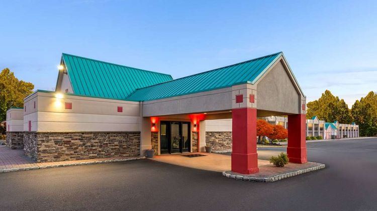 Ramada Limited Parsippany Exterior