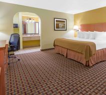 Days Inn Lubbock South Room