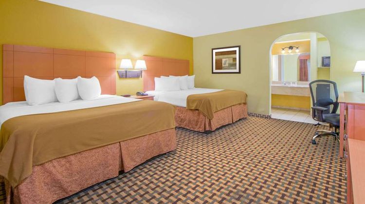 Days Inn Lubbock South Room