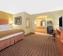 Days Inn Lubbock South Room