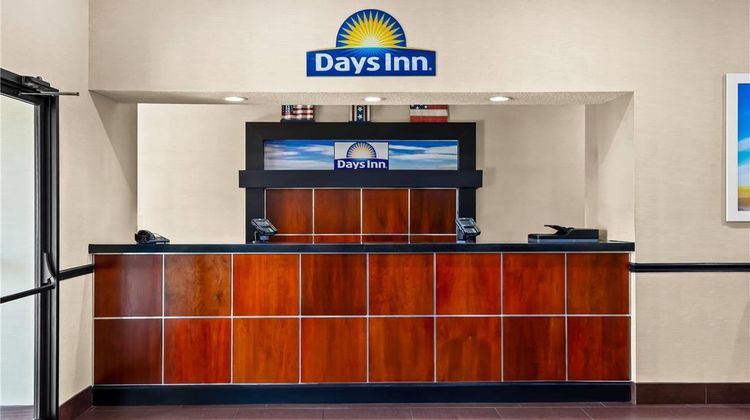 Days Inn Collinsville Lobby