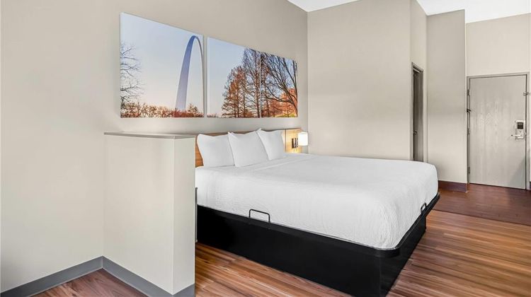 Days Inn Collinsville Suite