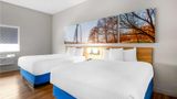 <b>Days Inn Collinsville Room</b>. Images powered by <a href="https://iceportal.shijigroup.com/" title="IcePortal" target="_blank">IcePortal</a>.
