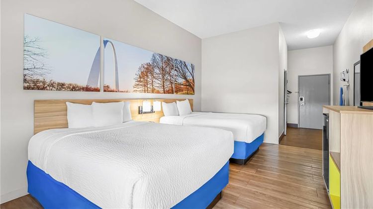 Days Inn Collinsville Room