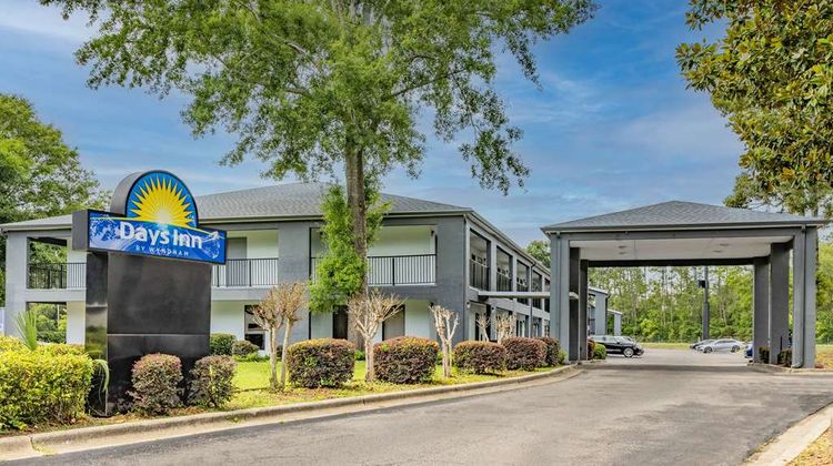 Days Inn Pensacola West Exterior