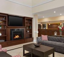 Ramada Elizabethtown Lobby