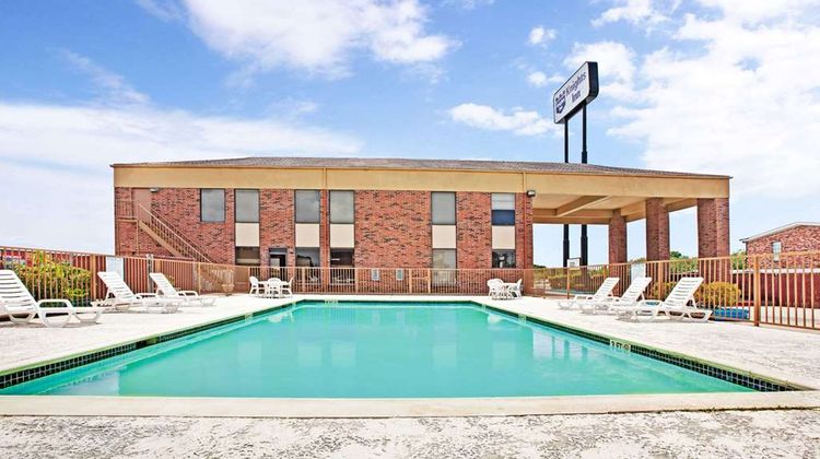 Knights Inn Houston Hobby Airport Pool
