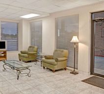 Knights Inn Houston Hobby Airport Lobby