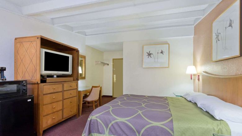 <b>Super 8 Melbourne Room</b>. Images powered by <a href="https://iceportal.shijigroup.com/" title="IcePortal" target="_blank">IcePortal</a>.
