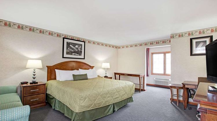 Ramada Flemington Room