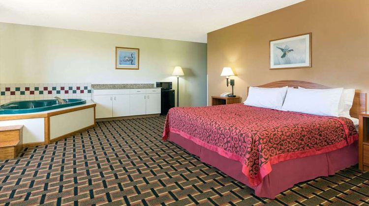 Days Inn Paxton Suite