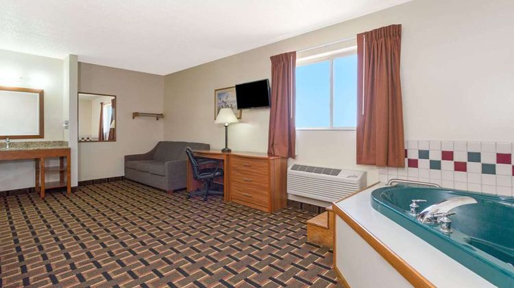 Days Inn Paxton Suite