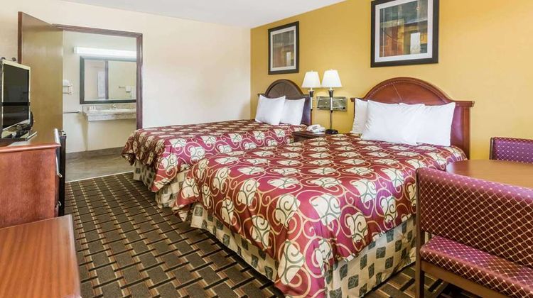 Days Inn Blakely Room