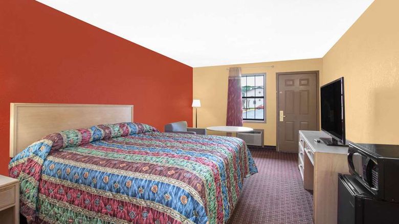 <b>Knights Inn Wildersville Room</b>. Images powered by <a href="https://iceportal.shijigroup.com/" title="IcePortal" target="_blank">IcePortal</a>.