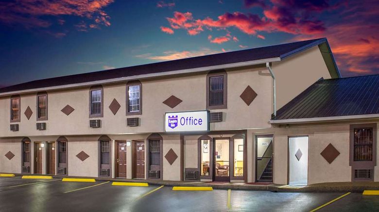 <b>Knights Inn Wildersville Exterior</b>. Images powered by <a href="https://iceportal.shijigroup.com/" title="IcePortal" target="_blank">IcePortal</a>.