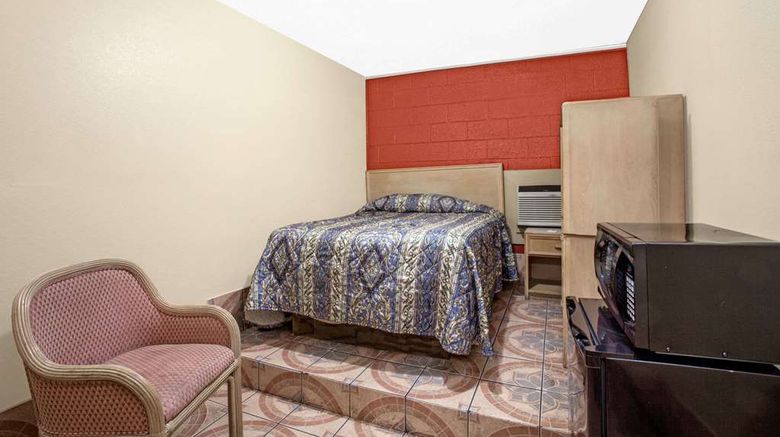 <b>Knights Inn Wildersville Room</b>. Images powered by <a href="https://iceportal.shijigroup.com/" title="IcePortal" target="_blank">IcePortal</a>.