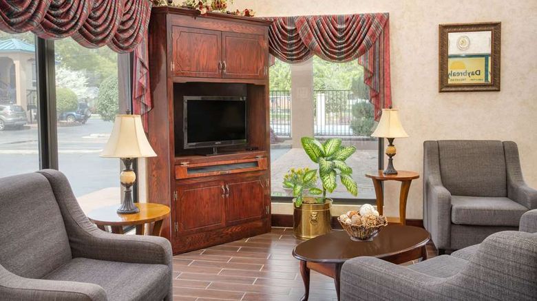 <b>Days Inn Thomaston Lobby</b>. Images powered by <a href="https://iceportal.shijigroup.com/" title="IcePortal" target="_blank">IcePortal</a>.