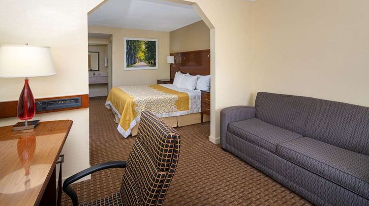 Days Inn Thomaston Room