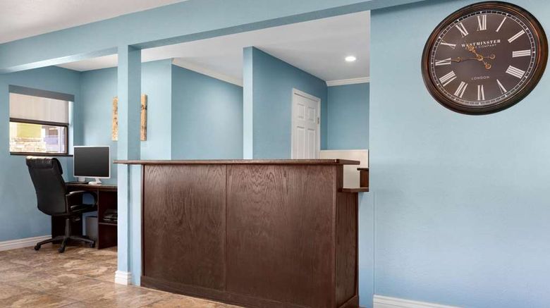 <b>Days Inn Ruidoso Downs Lobby</b>. Images powered by <a href="https://iceportal.shijigroup.com/" title="IcePortal" target="_blank">IcePortal</a>.