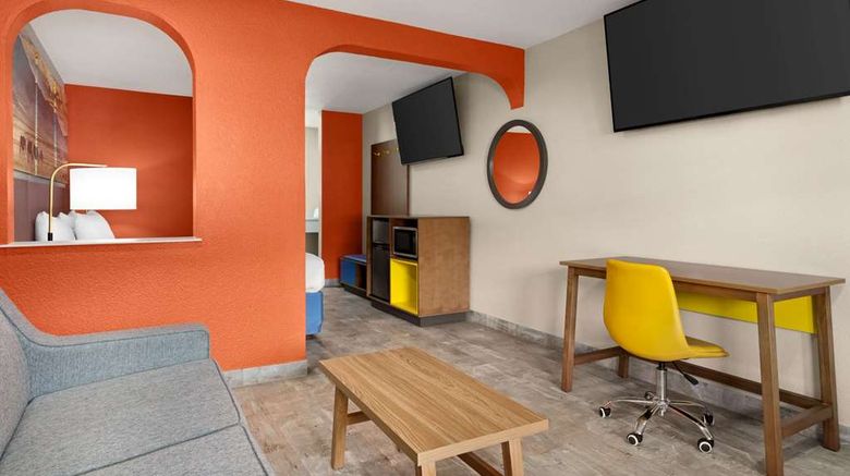 <b>Days Inn Ruidoso Downs Suite</b>. Images powered by <a href="https://iceportal.shijigroup.com/" title="IcePortal" target="_blank">IcePortal</a>.