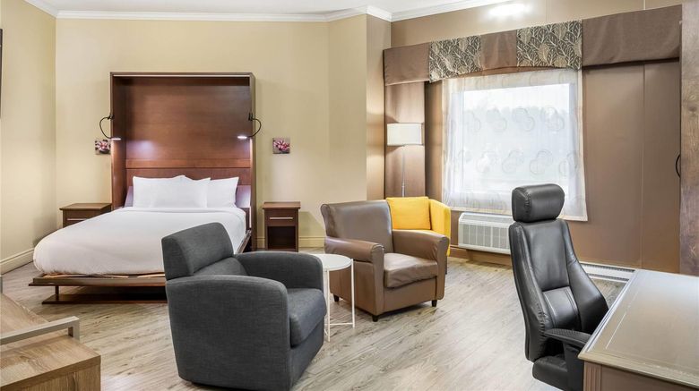 <b>Days Inn Berthierville Suite</b>. Images powered by <a href="https://iceportal.shijigroup.com/" title="IcePortal" target="_blank">IcePortal</a>.